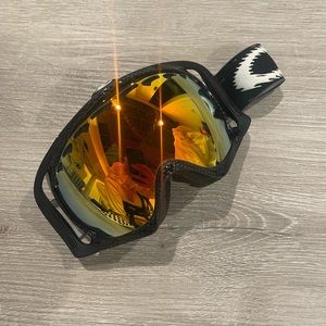 Oakley Crowbar Snow Goggles - Gold Mirror Lens